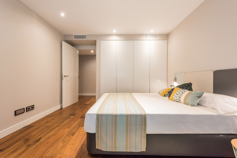 Bedroom 3, Gran View Apartments Madrid, Madrid