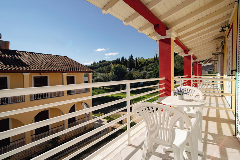 Terrace/patio 4, Solena Studios Kavos, Ionian Islands