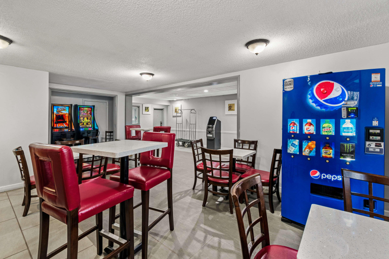 Restaurant 4, Travelodge by Wyndham Carlisle, Cumberland
