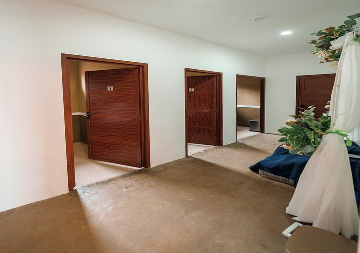 Bedroom, Magarra Hotel, Orani