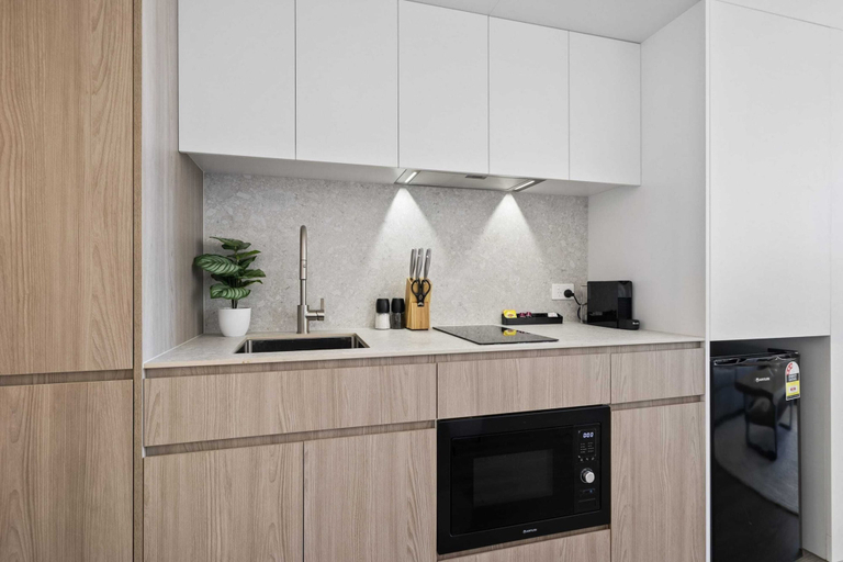 Private kitchen 4, Bright Studio in Trendy North Fremantle, Fremantle