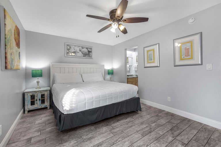 Bedroom 3, The Whaler B3, Baldwin