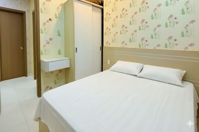 Bedroom 2, HQH Sea View Apartment, Nha Trang