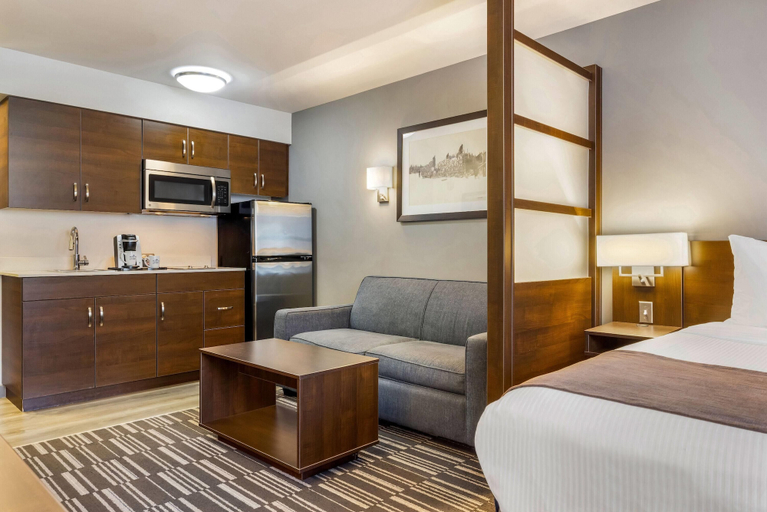 Bedroom 3, Microtel Inn and Suites by Wyndham Mont Tremblant, Les Laurentides