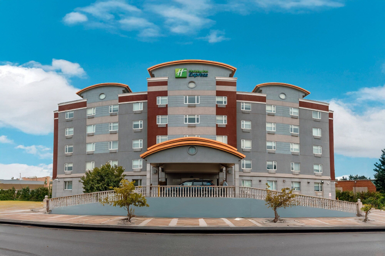 Exterior & Views 4, Holiday Inn Express QUEENS - MASPETH by IHG, New York