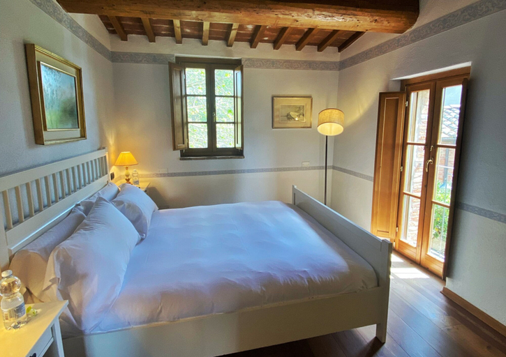 Room 2, Agriturismo Borgo Sette Tigli Apt 5, Siena