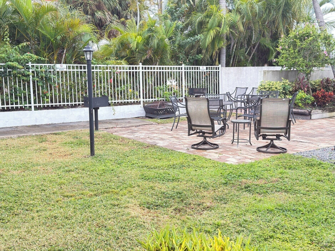 Others 5, Lantern Inn & Suites, Manatee