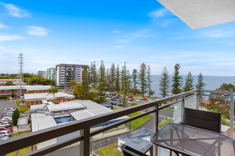 Primary image, Feel The Sea Breeze: 1-bed With Pool, Gym & Views, Redcliffe-Scarborough