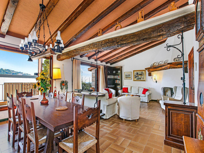 5, Villa in Llafranc with Pool  Beach Views, Girona