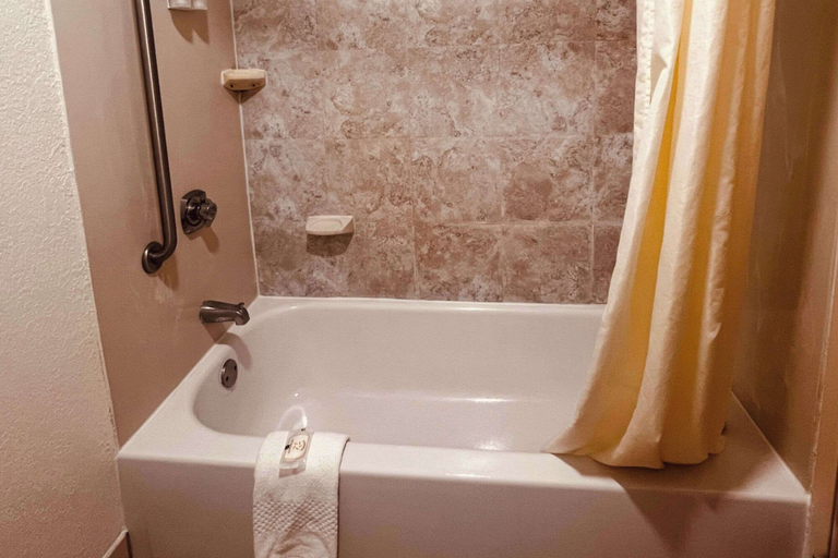 Bathroom 4, Quality Inn Rocky Mount near Event Center, Nash