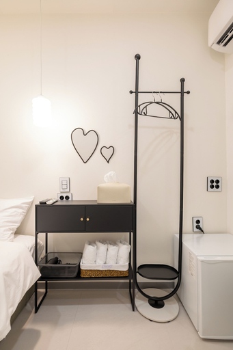 Room 5, MOREN Seoul Myeongdong, Jung