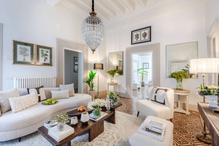 Room 2, The Fresco Tale a Charming 3 Bedrooms Apartment, Lucca