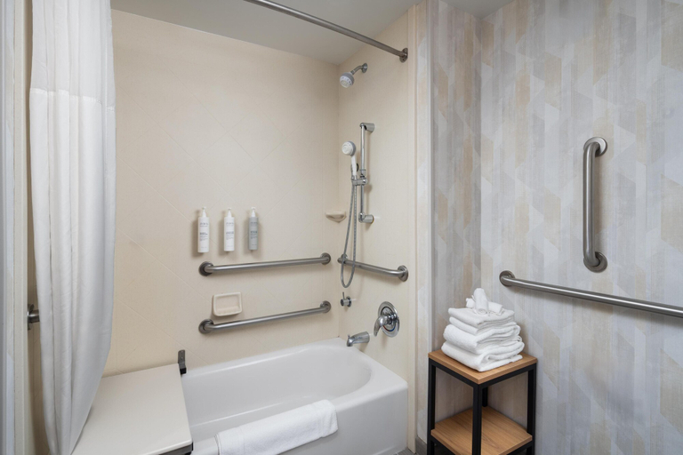 Bathroom 4, Hampton Inn Neptune/Wall, Monmouth