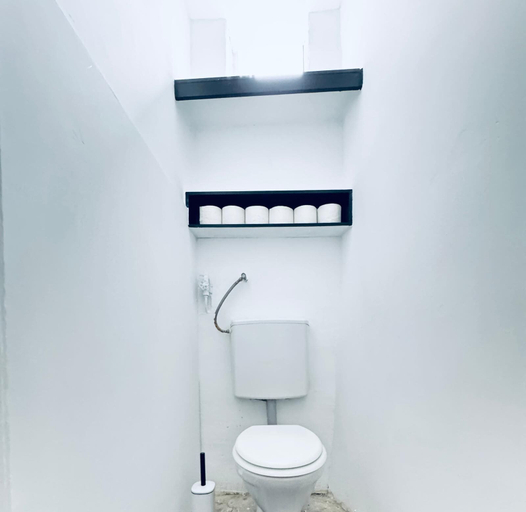Bathroom 4, Central 1BR Apartment Near Augarten, Wien