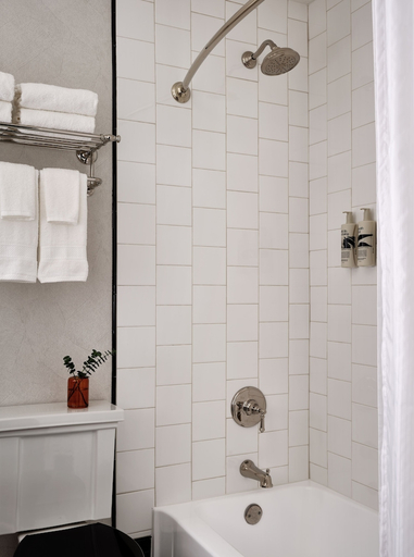 Bathroom 3, Romer Hell's Kitchen, New York