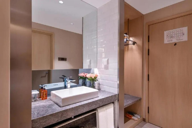 Bathroom 3, Orange Hotel Beijing Jianguomen Baqiao Street, Beijing