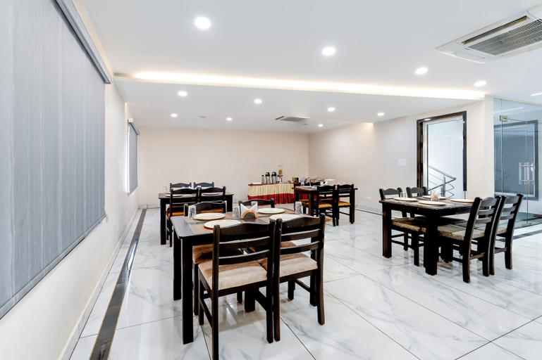 Food & Drinks 3, Treebo Sea Heights, East Godavari
