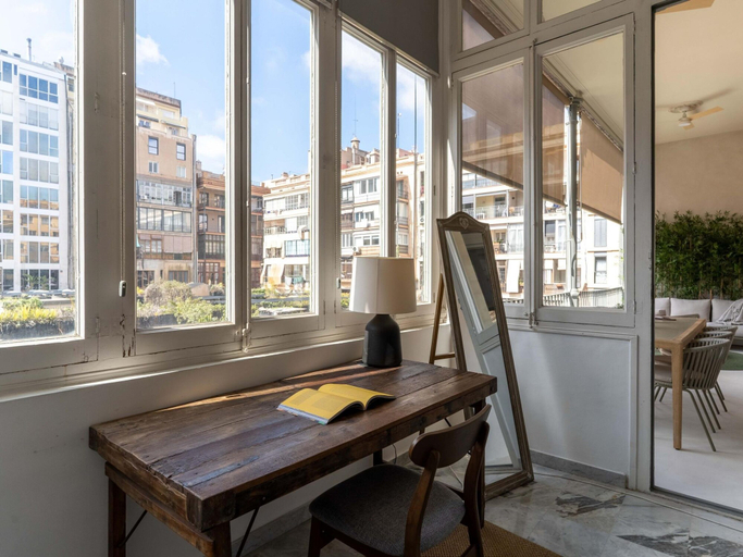 Room 3, Esplendido Apto de 3 Habitaciones con Terraza, Barcelona