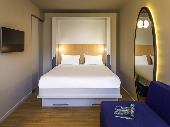 Bedroom 2, Aparthotel Adagio Access Montpellier Centre, Hérault
