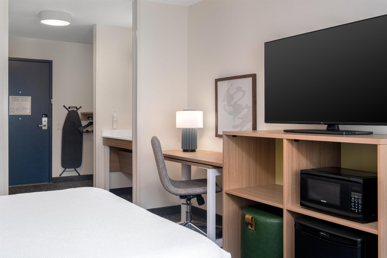 Bedroom 3, Spark by Hilton Springfield Eugene, Lane