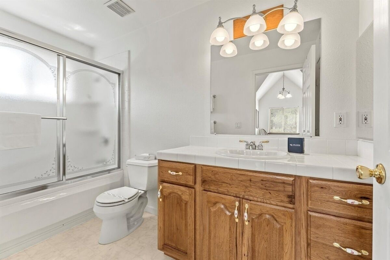 Bathroom 3, Sierra Mountain Lodge 3 Bedroom Home by RedAwning, El Dorado
