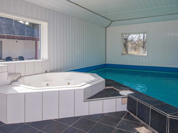 Bathroom 3, 18 Person Holiday Home in Romo, Tønder