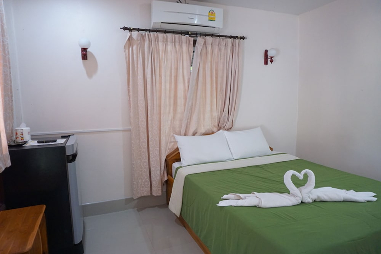 Bedroom 2, Nampueng Resort, Sawi