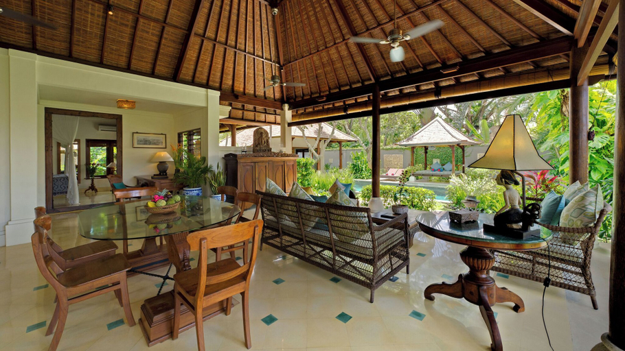 Food & Drinks 3, Villa Kedidi, Badung