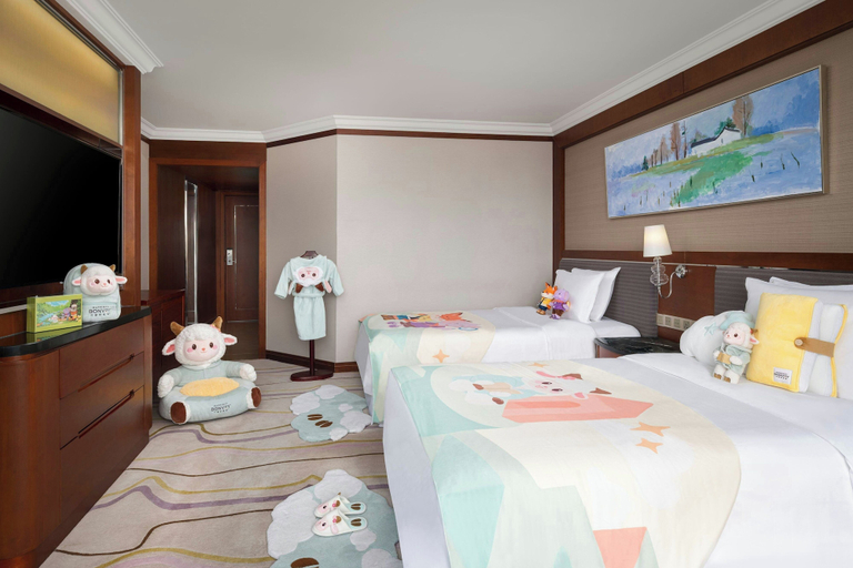 Bedroom 5, Sheraton Nanjing Kingsley Hotel, Nanjing