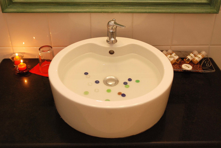 Bathroom 5, Allotino Pension, Peloponnese