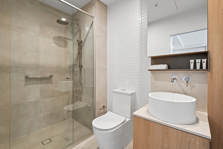 Bathroom 3, Stunning 1-bed With City Views and Amenities, Melbourne