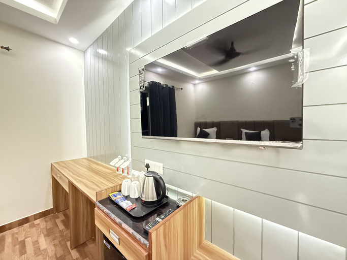 Room amenity 5, The Prominence Hotel Greater Noida, Gautam Buddha Nagar
