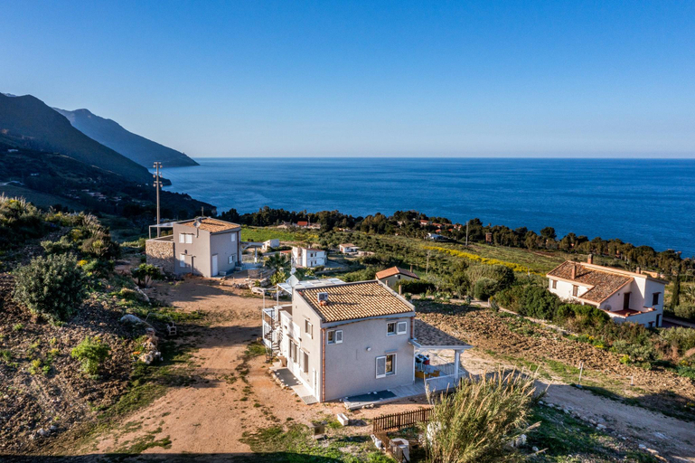 Others 5, La Sula Mare Accommodation 2 Km from the Zingaro Nature Reserve, Trapani