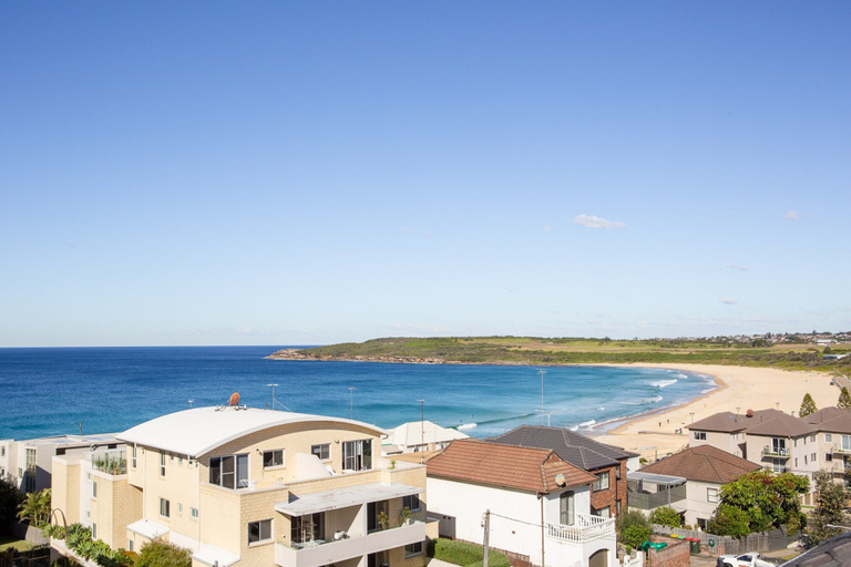 Miscellaneous, Pristine 2-bed With Expansive Beach Views, Sydney
