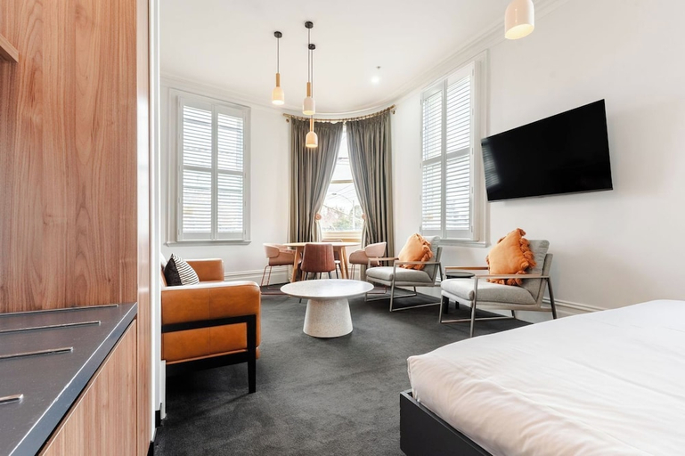 Bedroom 2, Middle Park Hotel, Melbourne
