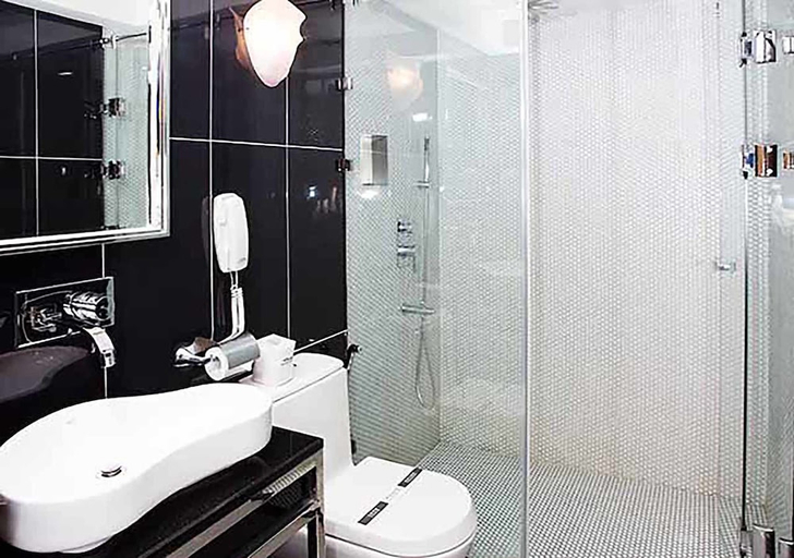 Bathroom, Royal Group Hotel Chun Shan Branch, Kaohsiung