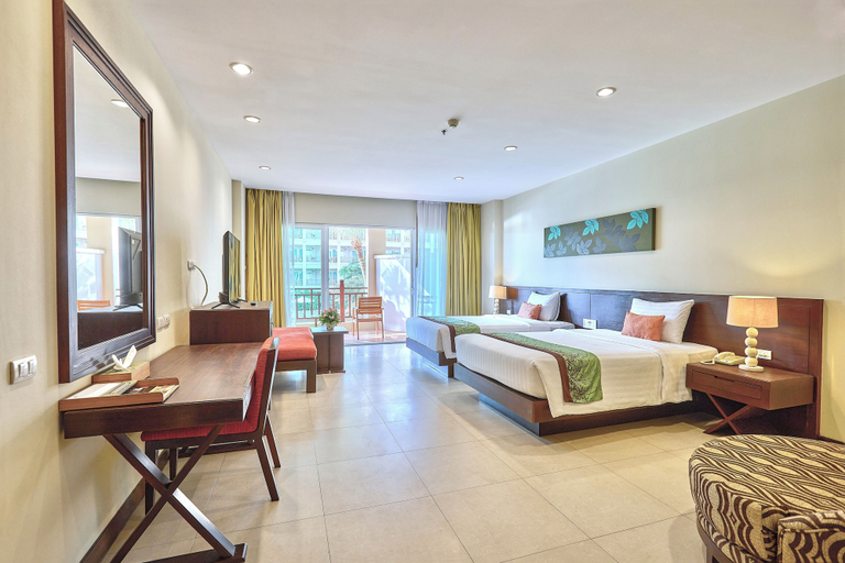 Bedroom 3, The Heritage Pattaya Beachfront Resort, Pattaya