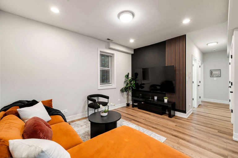 Room 1, Chicago 2 Bed 2 Bed Comfy Home, Cook