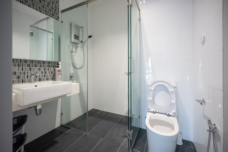 Bathroom, HighPark Suites @ Kelana Jaya, Petaling Jaya