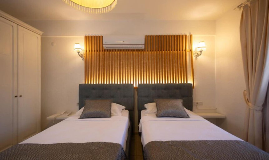 Bedroom 2, Alaroof Hotel ( +15 ), Çeşme