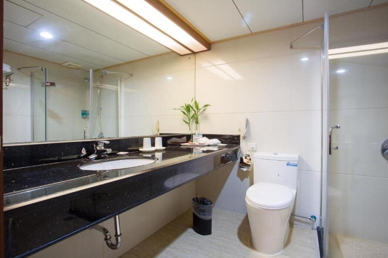 Bathroom 5, Chaozhou Hotel, Chaozhou
