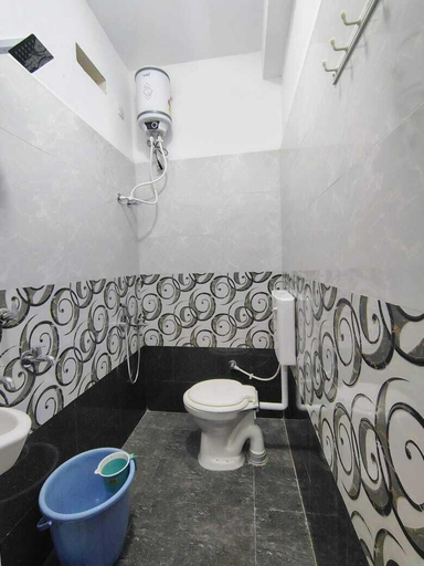 Bathroom, Welcome Guest House, Ujjain
