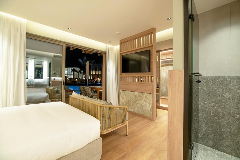 Bedroom 3, Senseana Sea Side Resort & Aquadventure - All Inclusive, Crete