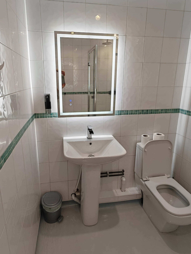 Bathroom 4, Reef Lodge, Cornwall