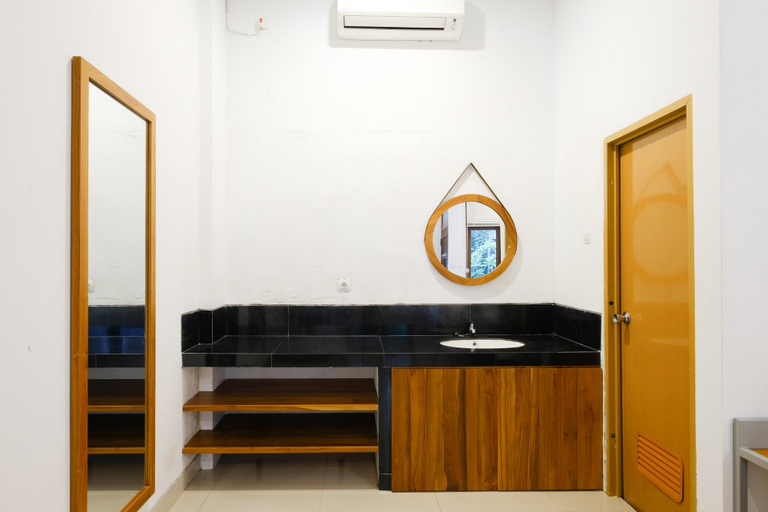 Others 3, Urbanview Code Riverstay Yogyakarta, Sleman