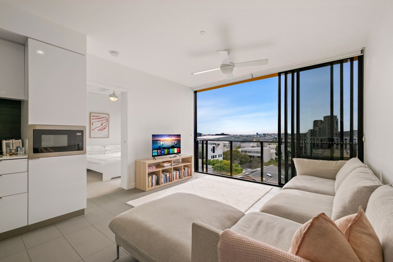 Living area 4, Sunny 2-bed in Valley With Premium Amenities, Fortitude Valley