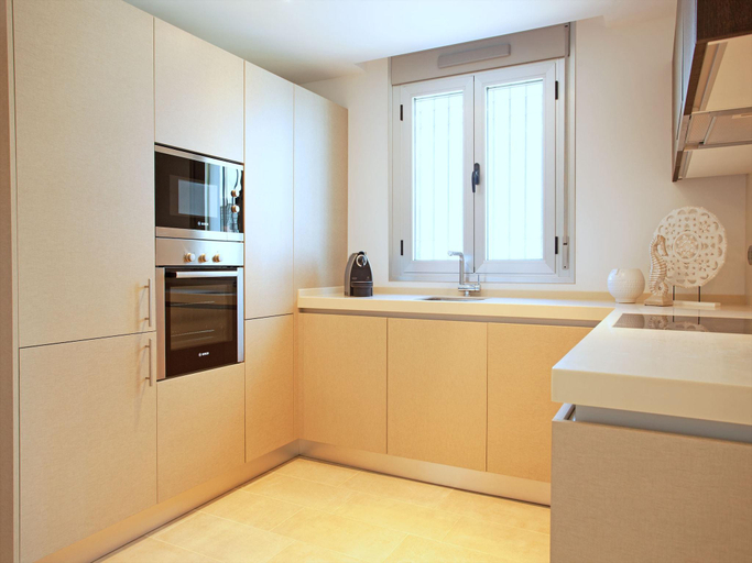 4, Modern Apartment with Pool, Málaga