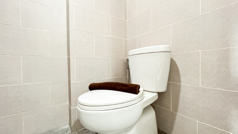 Bathroom 5, Nice Studio Room Apartment Samesta Mahata Serpong By Travelio, South Tangerang