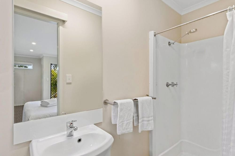 Bathroom 5, Discovery Parks - Swan Valley, Swan