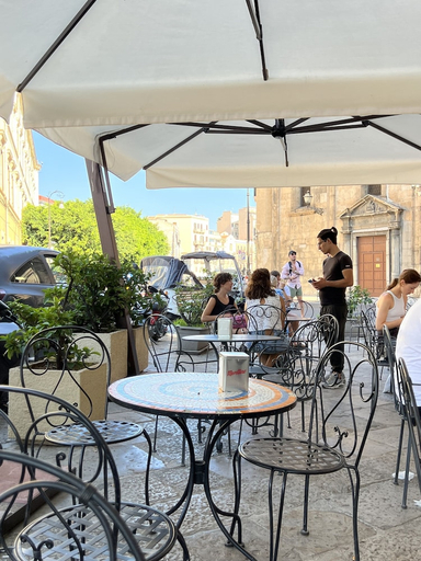 Food & Drinks 4, Kalamarina Rooms, Palermo